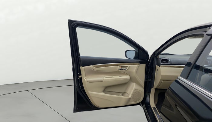 2020 Maruti Ciaz ALPHA  AT 1.5 SHVS PETROL, Petrol, Automatic, 54,793 km, LHS Front Door