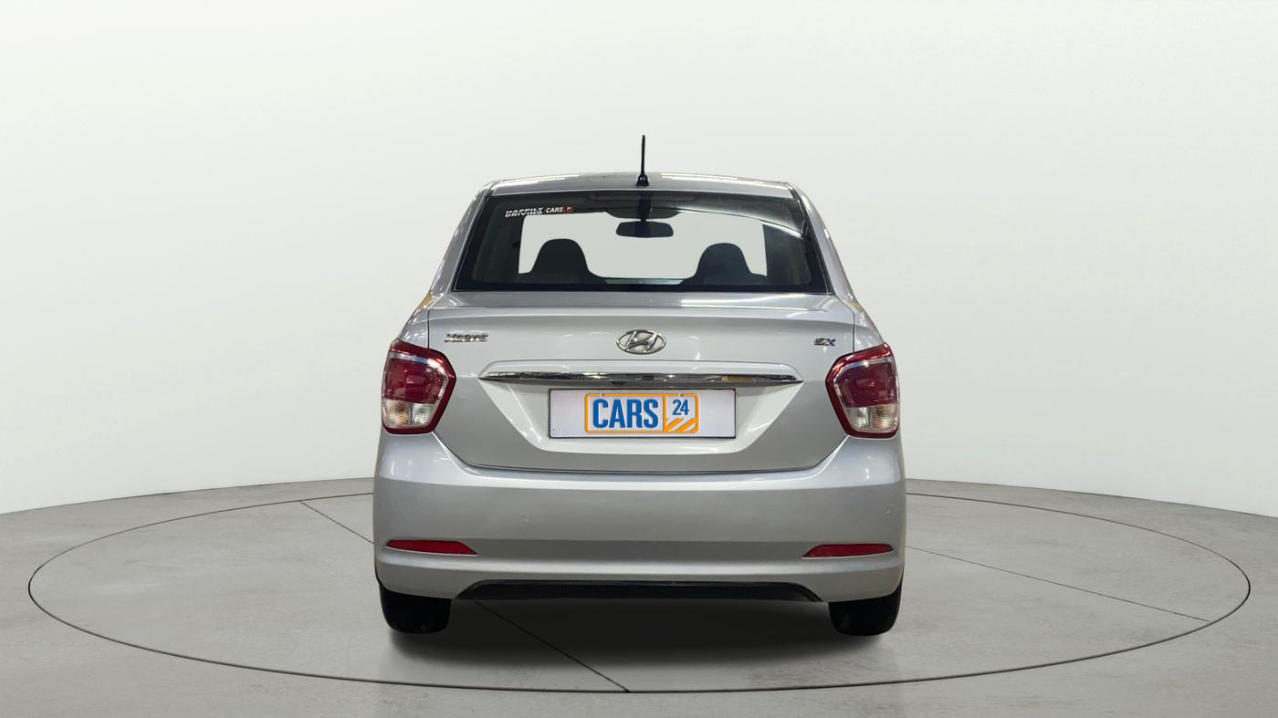 2016 Hyundai Xcent SX 1.2 (O), Petrol, Manual, 61,053 km, Back/Rear