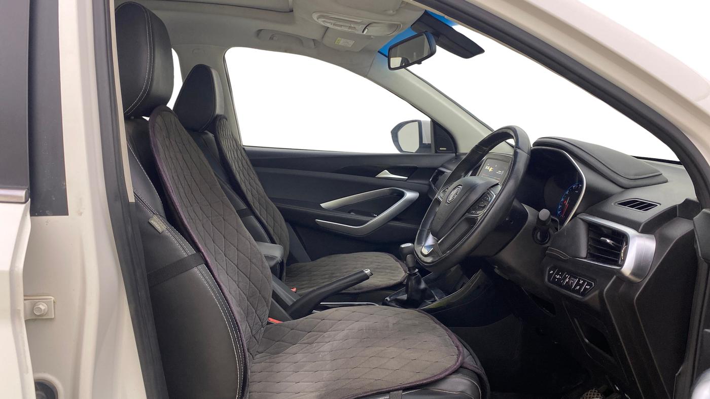 2019 MG HECTOR SHARP 2.0 DIESEL, Diesel, Manual, 94,415 km, Right Side Front Door Cabin