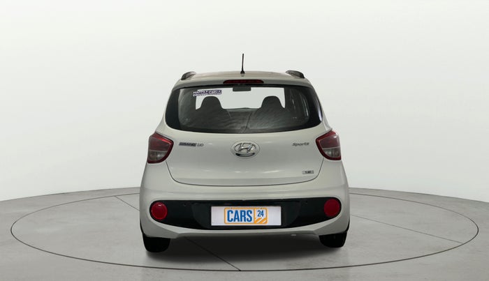 2017 Hyundai Grand i10 SPORTZ (O) 1.2 KAPPA VTVT, CNG, Manual, 86,122 km, Back/Rear