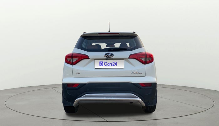 2022 Mahindra XUV300 W8 (O) 1.2 PETROL, Petrol, Manual, 80,884 km, Back/Rear