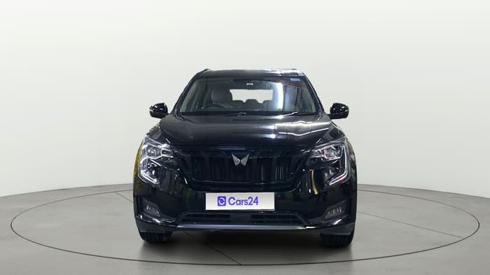 2025 Mahindra XUV700 AX 7 P AT 7 STR, Petrol, Automatic, 20,896 km, Front