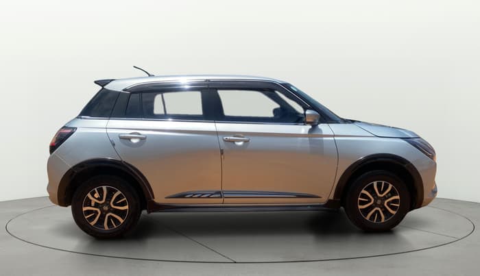 2024 Maruti Swift VXi AMT, Petrol, Automatic, 48,036 km, Right Side View