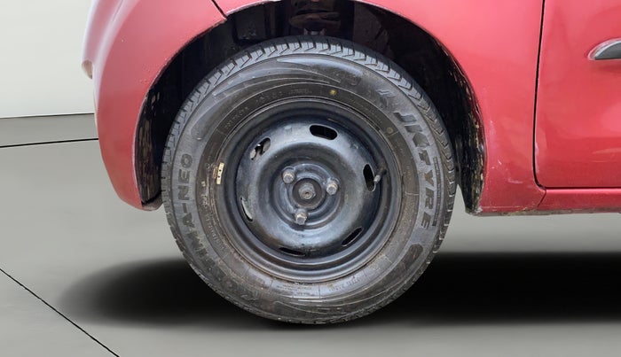 2016 Datsun Redi Go S, Petrol, Manual, 39,662 km, Left Front Wheel