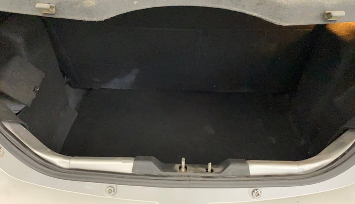 2017 Tata Tiago XZ PETROL, Petrol, Manual, 74,861 km, Boot Inside