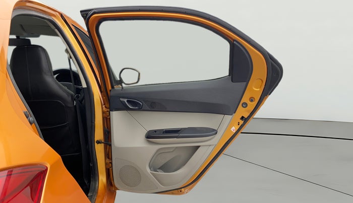 2018 Tata Tiago XT PETROL, Petrol, Manual, 42,758 km, RHS Rear Door