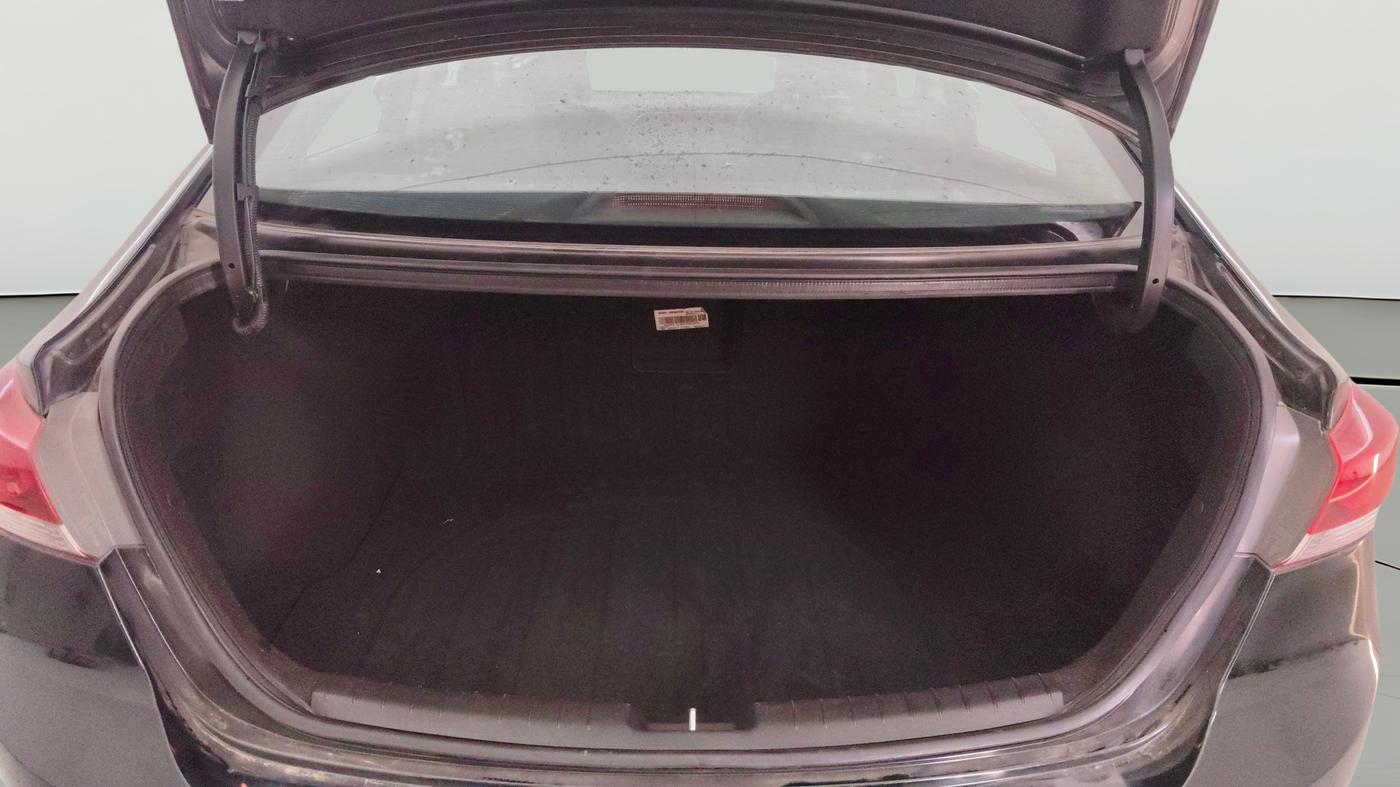2017 Hyundai New Elantra 2.0 SX(O) AT PETROL, Petrol, Automatic, 93,662 km, Boot Open Zoomed View