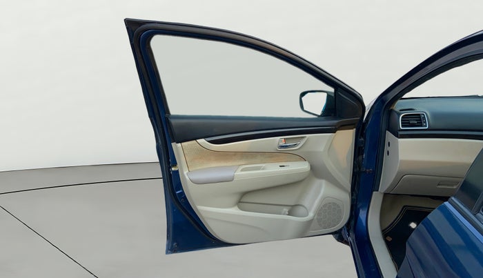 2018 Maruti Ciaz DELTA 1.4 MT PETROL, Petrol, Manual, 70,418 km, LHS Front Door