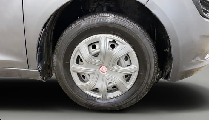 2023 Tata ALTROZ XE PETROL, Petrol, Manual, 34,057 km, Right Front Wheel