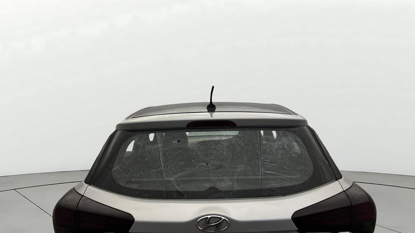 2018 Hyundai Elite i20 ASTA 1.2, Petrol, Manual, 27,530 km, Rear Windshield