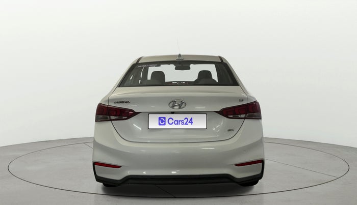 2018 Hyundai Verna 1.6 VTVT SX, Petrol, Manual, 67,466 km, Back/Rear