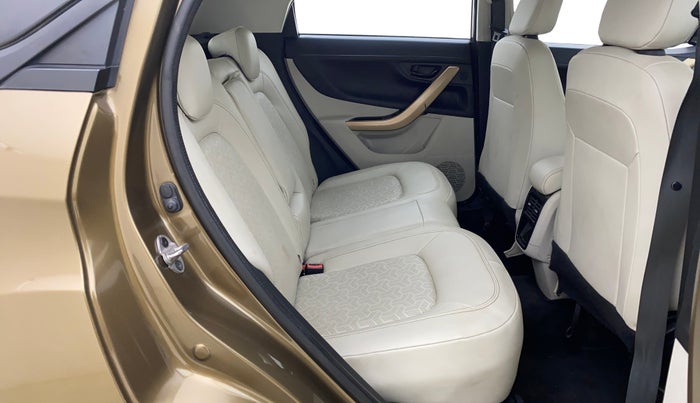 2022 Tata NEXON XZA PLUS (PREMIUM) DIESEL JET, Diesel, Automatic, 71,970 km, Right Side Rear Door Cabin