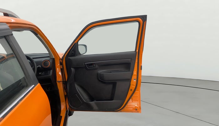 2019 Maruti S PRESSO VXI+, CNG, Manual, 1,12,306 km, RHS Front Door