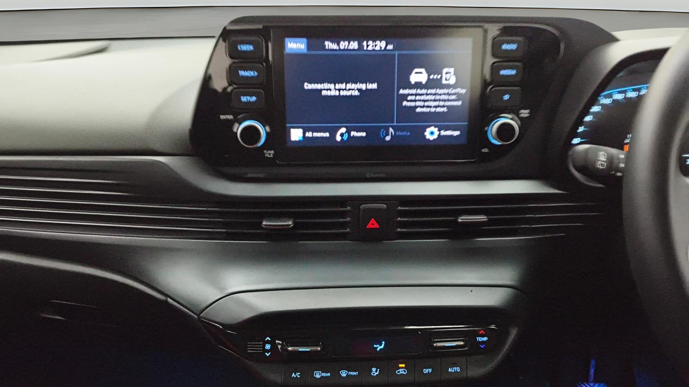 2022 Hyundai NEW I20 ASTA 1.2 MT, Petrol, Manual, 17,654 km, Air Conditioner