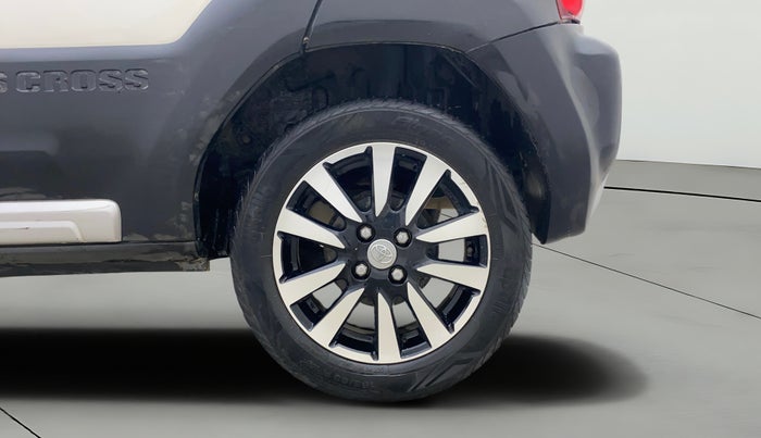 2014 Toyota Etios CROSS 1.2 G, Petrol, Manual, 70,160 km, Left Rear Wheel