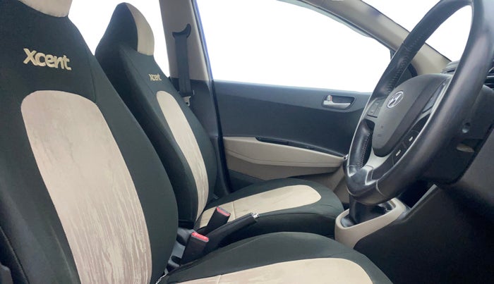 2015 Hyundai Xcent SX 1.2 (O), Petrol, Manual, 79,404 km, Right Side Front Door Cabin