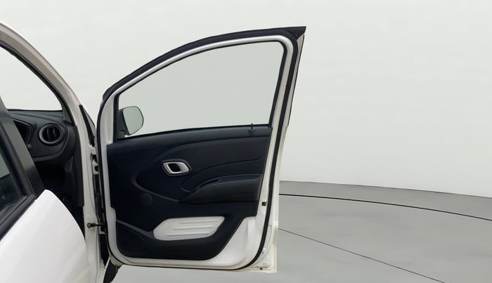 2019 Datsun Redi Go S 1.0, Petrol, Manual, 19,665 km, RHS Front Door