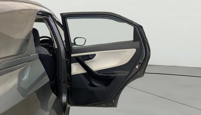 2024 Tata NEXON Pure 1.2 Petrol 6AMT, Petrol, Manual, 39,770 km, RHS Rear Door