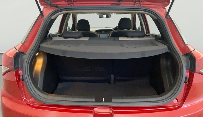 2016 Hyundai Elite i20 ASTA 1.2 (O), Petrol, Manual, 29,454 km, Boot Open Zoomed View