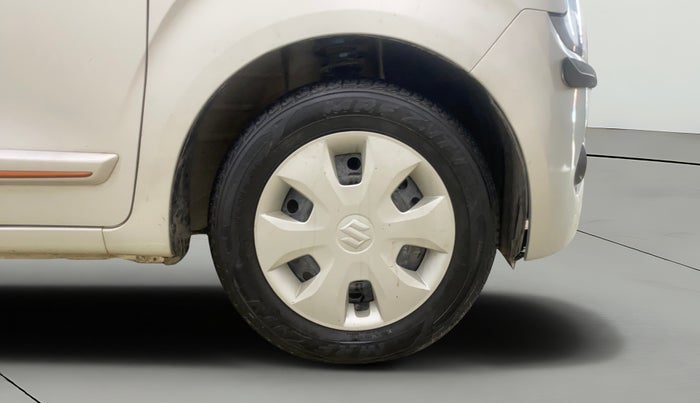 2019 Maruti New Wagon-R VXI 1.0 AMT, Petrol, Automatic, 31,966 km, Right Front Wheel