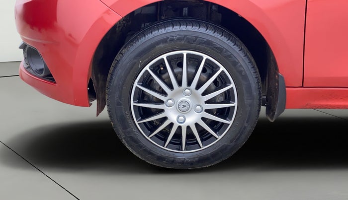 2018 Tata Tiago XTA PETROL, Petrol, Automatic, 65,338 km, Left Front Wheel