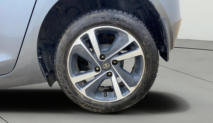 2022 Tata ALTROZ XZ PLUS DIESEL, Diesel, Manual, 44,051 km, Left Rear Wheel