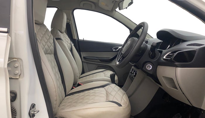 2018 Tata Tiago XZ PETROL, CNG, Manual, 68,109 km, Right Side Front Door Cabin