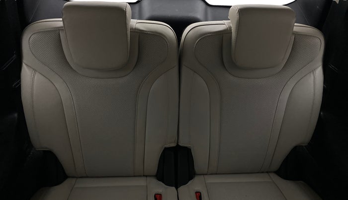 2024 Mahindra XUV700 AX 7 Luxury Pack Petrol AT 6 STR, Petrol, Automatic, 2,678 km, Third Seat Row ( optional )