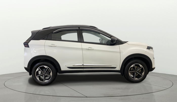 2025 Tata NEXON FEARLESS + SUNROOF DCA DUAL TONE 1.2 PETROL, CNG, Automatic, 9,111 km, Right Side View