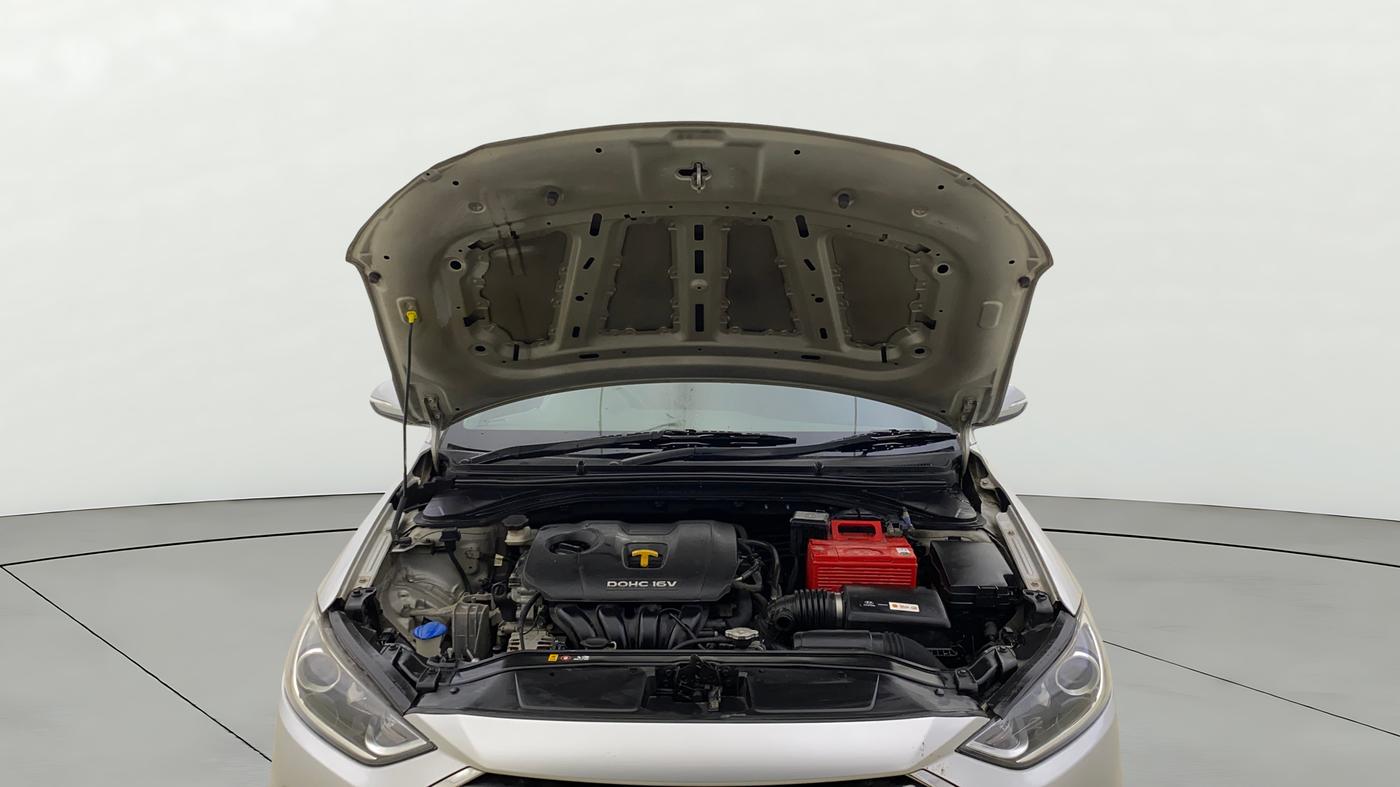 2017 Hyundai New Elantra 2.0 SX AT PETROL, Petrol, Automatic, 51,814 km, Open Bonet