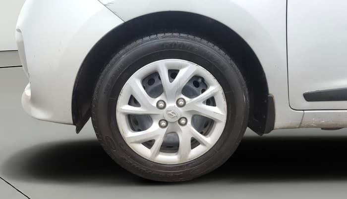2019 Hyundai Grand i10 MAGNA AT 1.2 KAPPA VTVT, Petrol, Automatic, 80,468 km, Left Front Wheel