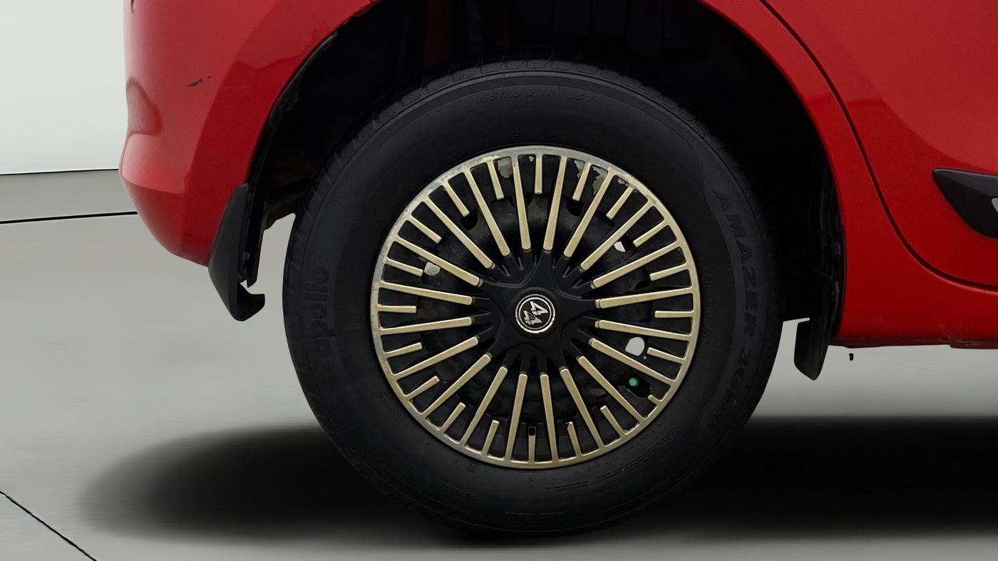 2023 Maruti Swift VXI, Petrol, Manual, 31,856 km, Right Rear Wheel