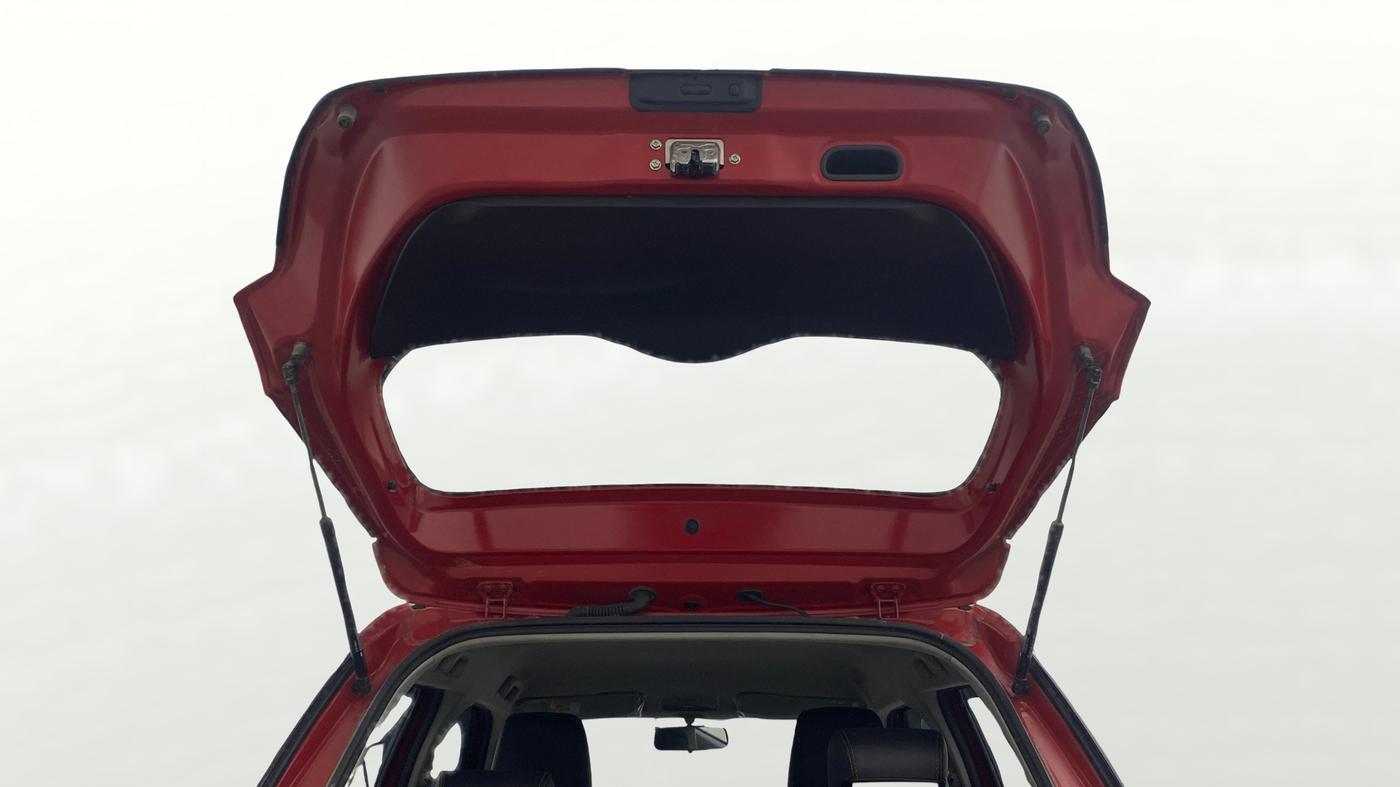 2025 Maruti Swift ZXi AMT, Petrol, Automatic, 62,398 km, Boot Door Open