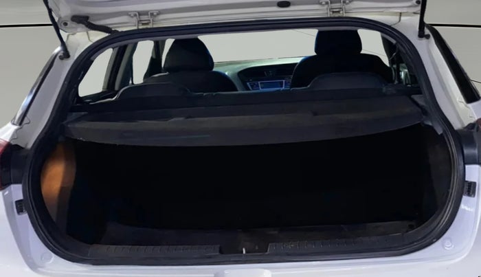 2014 Hyundai Elite i20 SPORTZ 1.2, Petrol, Manual, 77,039 km, Boot Open Zoomed View