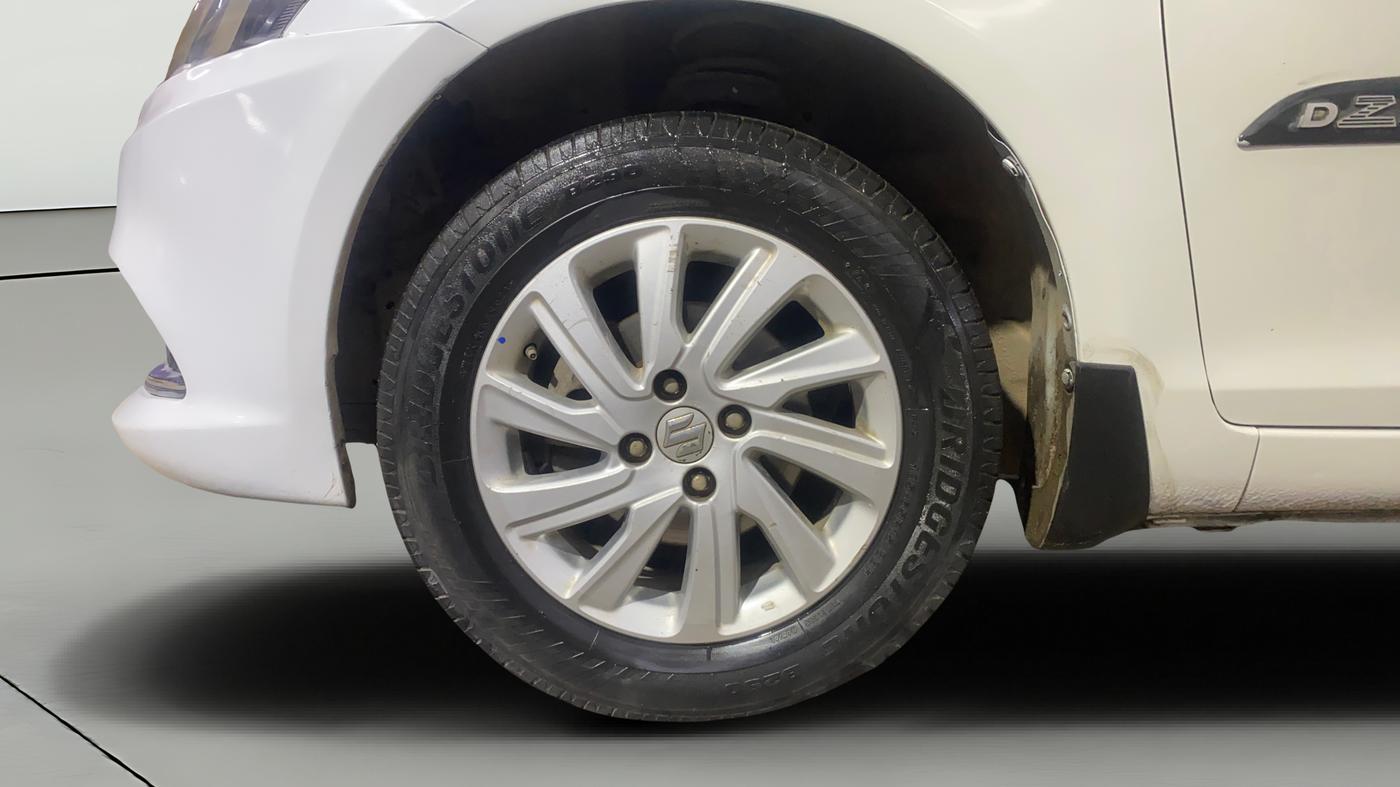 2017 Maruti Swift Dzire ZXI, Petrol, Manual, 74,817 km, Left Front Wheel