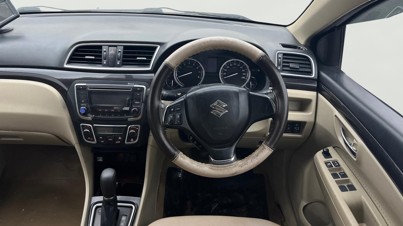 2016 Maruti Ciaz VXI+AT, Petrol, Automatic, 1,05,975 km, Steering Wheel Close Up