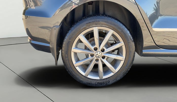 2019 Volkswagen Ameo HIGHLINE PLUS 1.5L 16 ALLOY, Diesel, Manual, 49,461 km, Right Rear Wheel