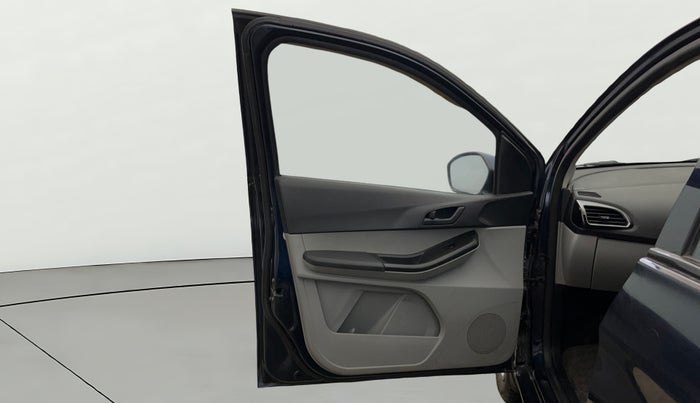 2022 Tata Tiago XT CNG, CNG, Manual, 43,715 km, LHS Front Door