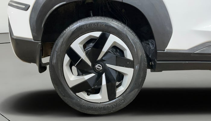 2021 Nissan MAGNITE XL, Petrol, Manual, 61,728 km, Right Rear Wheel