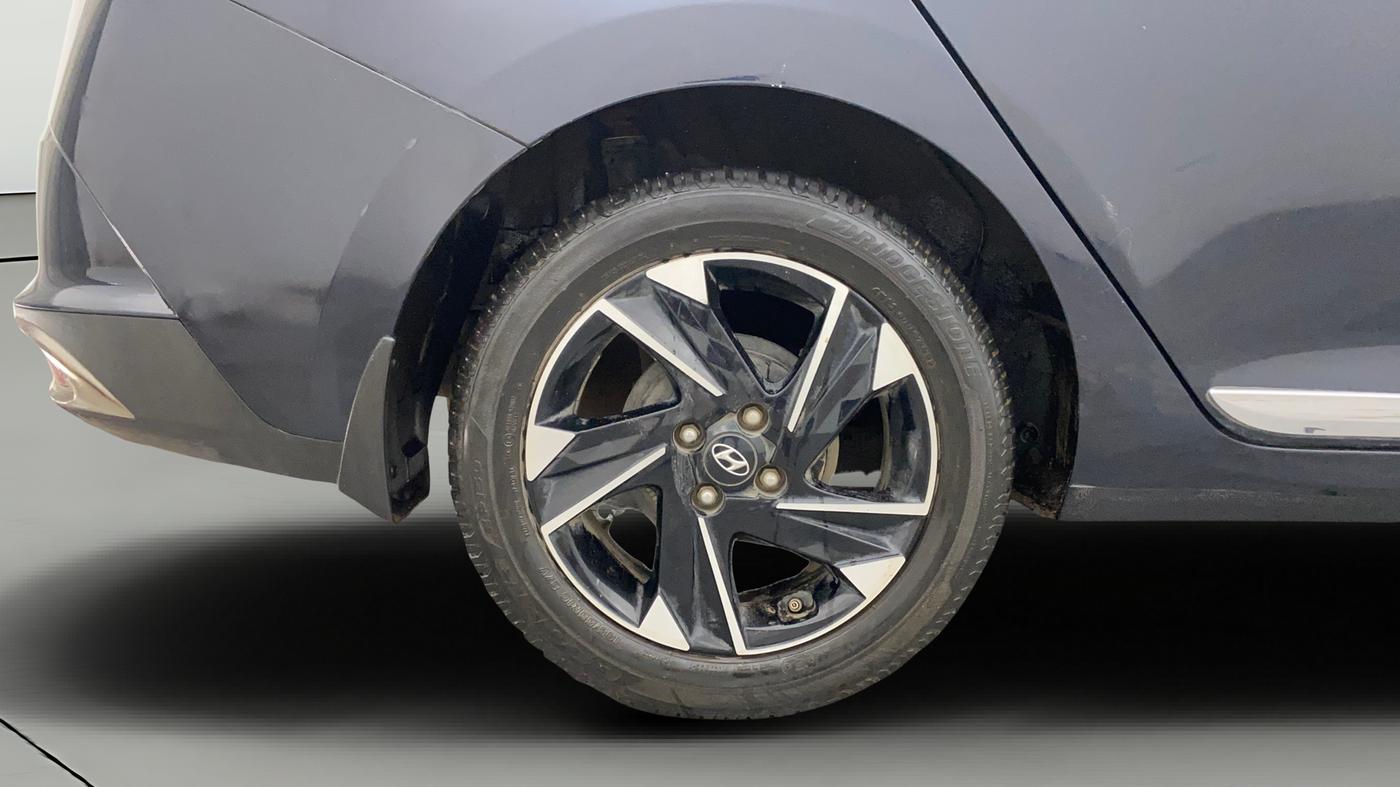 2021 Hyundai Verna SX (O) 1.5 VTVT IVT, Petrol, Automatic, 28,655 km, Right Rear Wheel