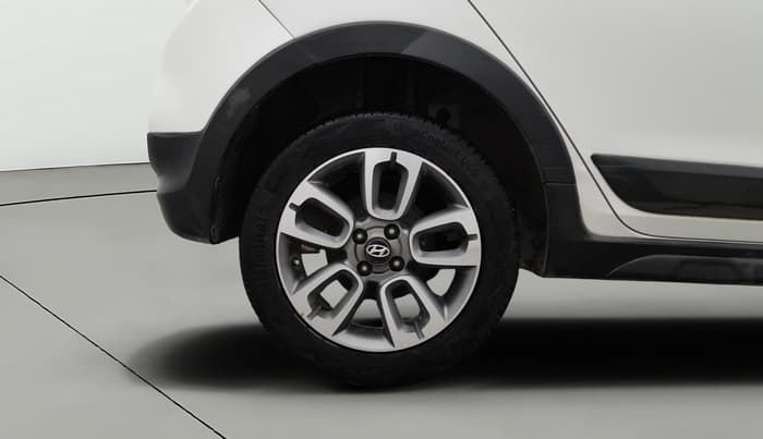 2018 Hyundai i20 Active 1.2 S, Petrol, Manual, 60,985 km, Right Rear Wheel