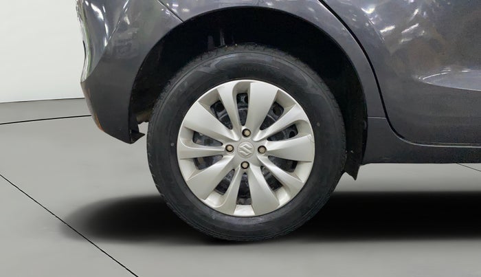 2016 Maruti Baleno DELTA DIESEL 1.3, Diesel, Manual, 65,738 km, Right Rear Wheel