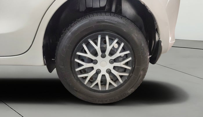 2019 Maruti Swift VXI, Petrol, Manual, 1,05,798 km, Left Rear Wheel