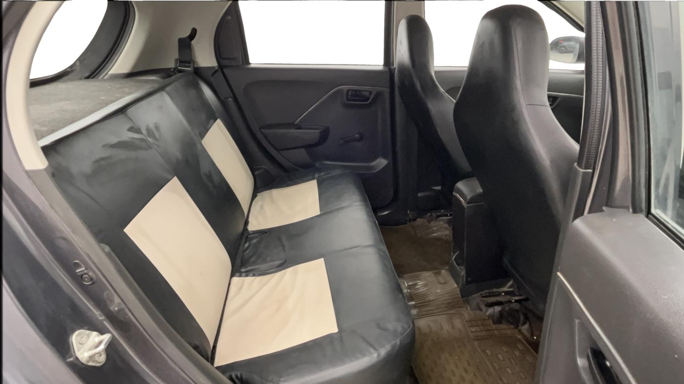 2023 Maruti Alto K10 LXI, Petrol, Manual, 44,569 km, Right Side Rear Door Cabin