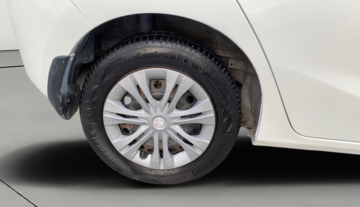 2016 Honda Jazz 1.2L I-VTEC SV, Petrol, Manual, 97,415 km, Right Rear Wheel