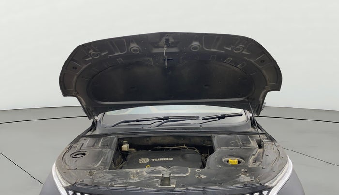 2023 MG HECTOR PLUS SHARP PRO 2.0 TURBO DIESEL 7 STR, Diesel, Manual, 49,840 km, Open Bonet