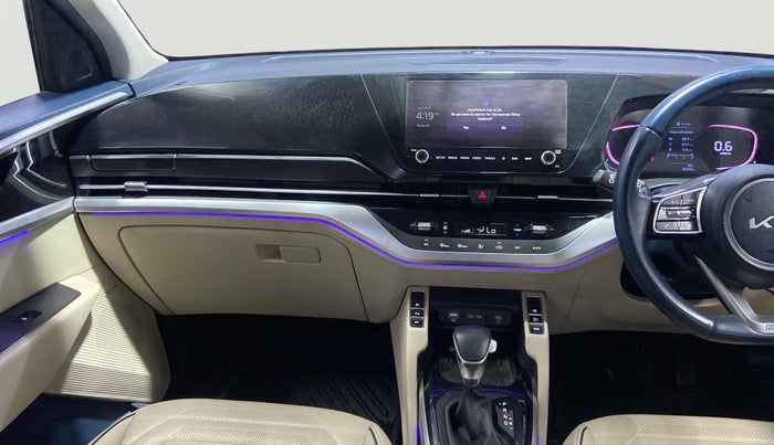 2022 KIA CARENS LUXURY PLUS 1.4 PETROL DCT 7 STR, Petrol, Automatic, 35,201 km, Air Conditioner