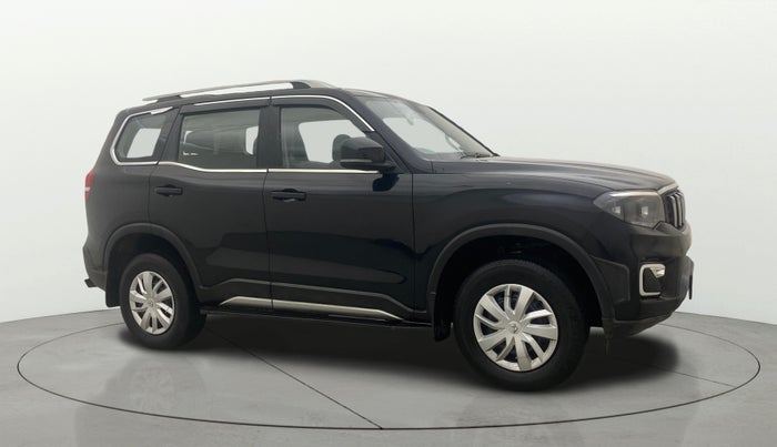 2023 Mahindra SCORPIO-N Z6 DIESEL MT 2WD 7 STR, Diesel, Manual, 75,690 km, Right Front Diagonal