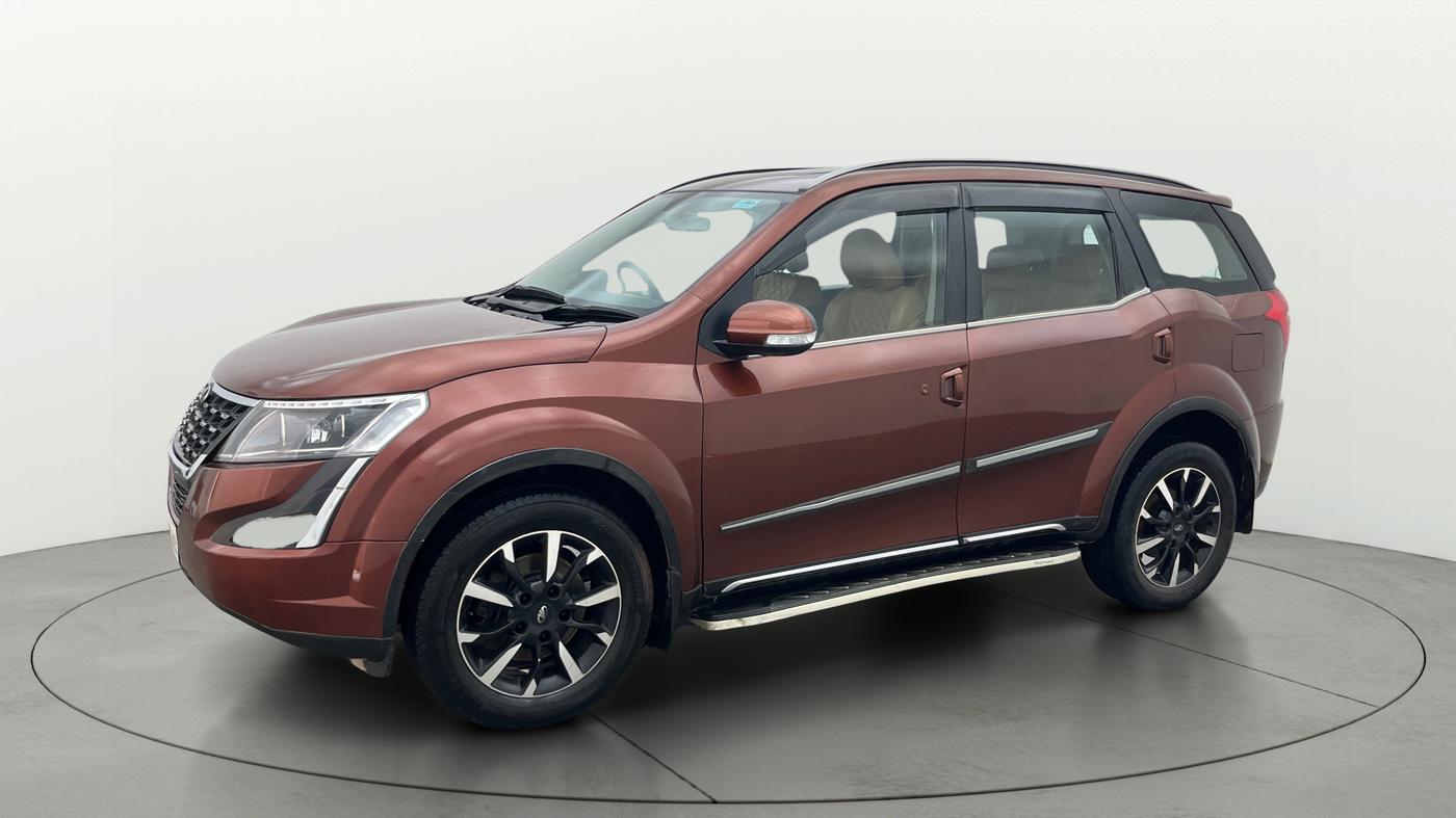 2018 Mahindra XUV500 W11 AT, Diesel, Automatic, 43,833 km, Left Front Diagonal