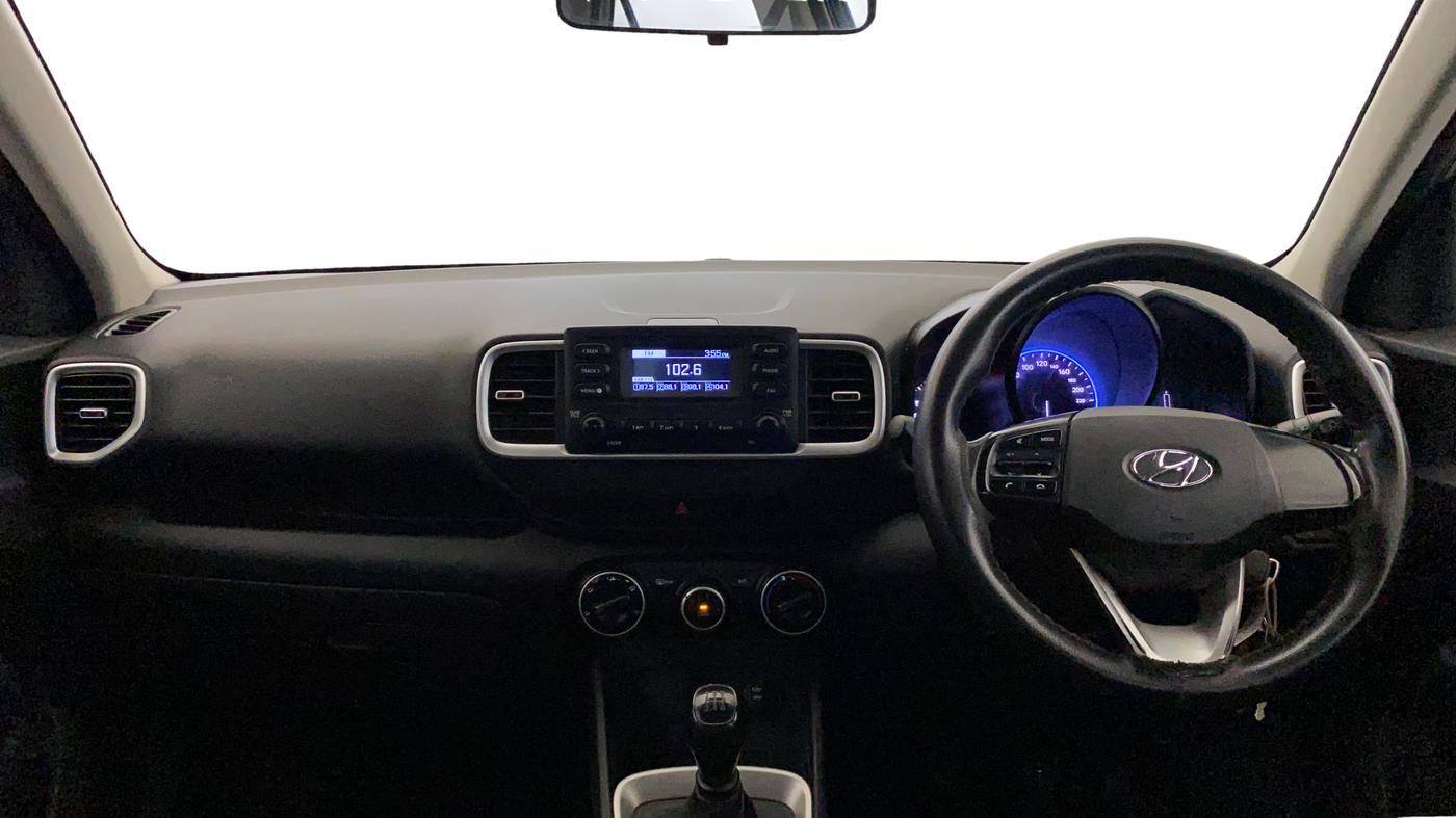 2019 Hyundai VENUE S 1.2, Petrol, Manual, 1,14,340 km, Dashboard